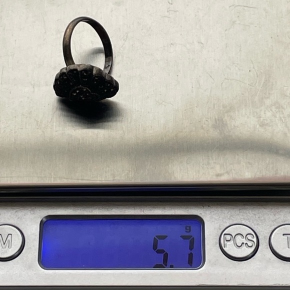 Vintage Sterling Silver marcasite Heart Ring - Picture 10 of 10